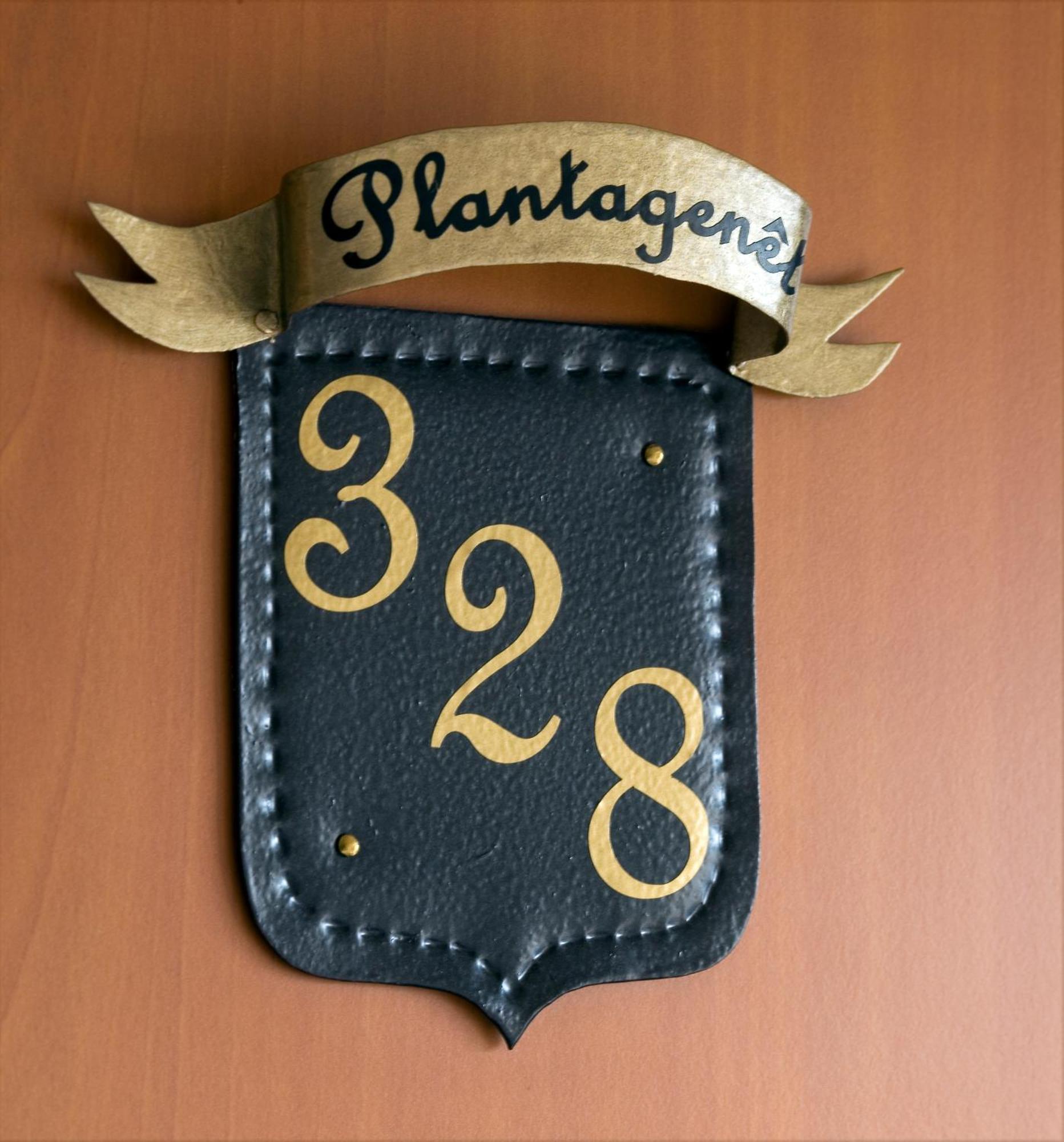 Hotel Le Plantagenet Chinon Exterior foto